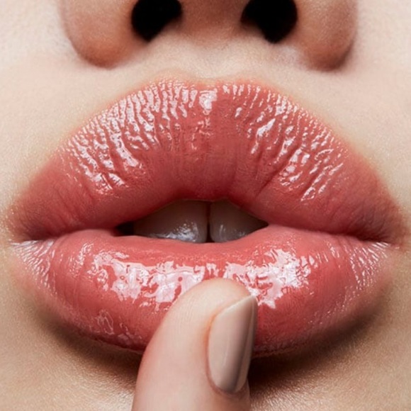 MAC Lipglass Magically Delightful ๐ - Picture 12 of 14